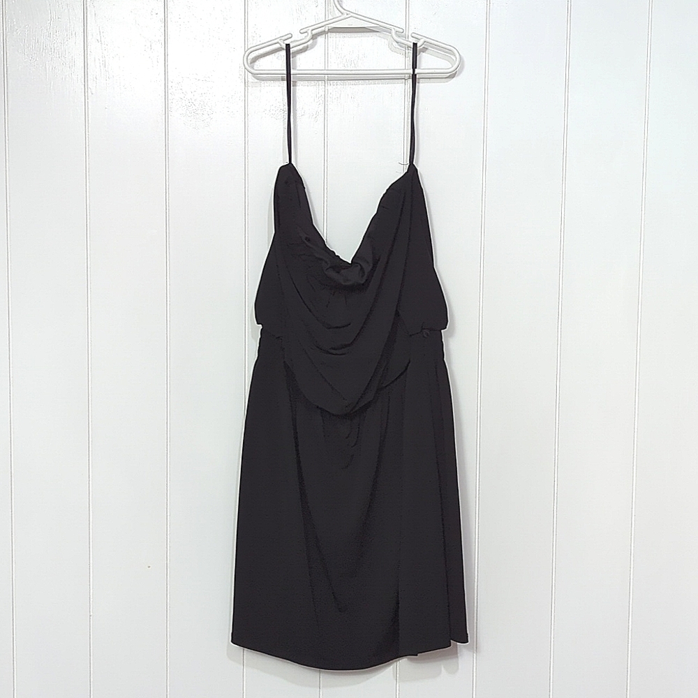 ❤️5/$25 WHBM Adorable Cowl Neck Strapless Top